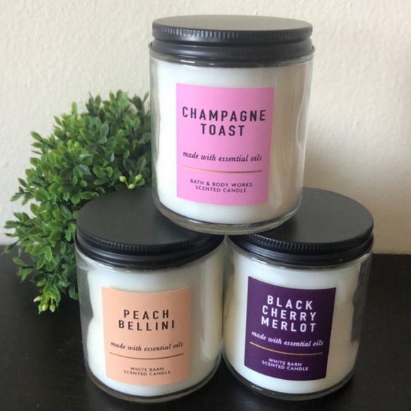Bath & Body Works Other - Bath & Body Works bundle of White Barn Candles 💝